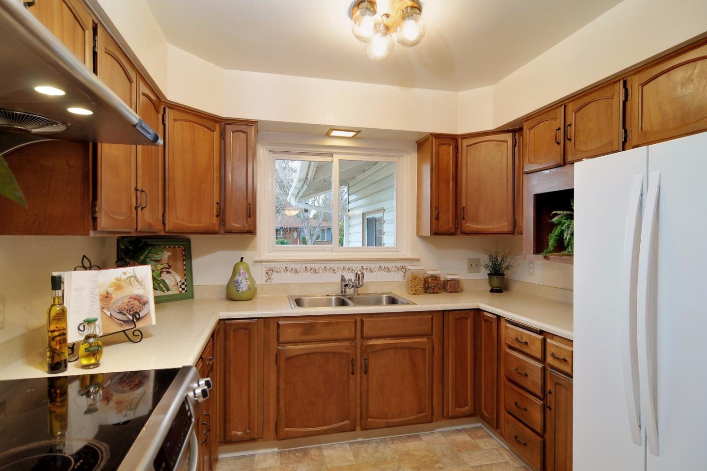 4625 Williams Road San Jose, CA 95129 - Photo 8 of 18 Gallery Image 8