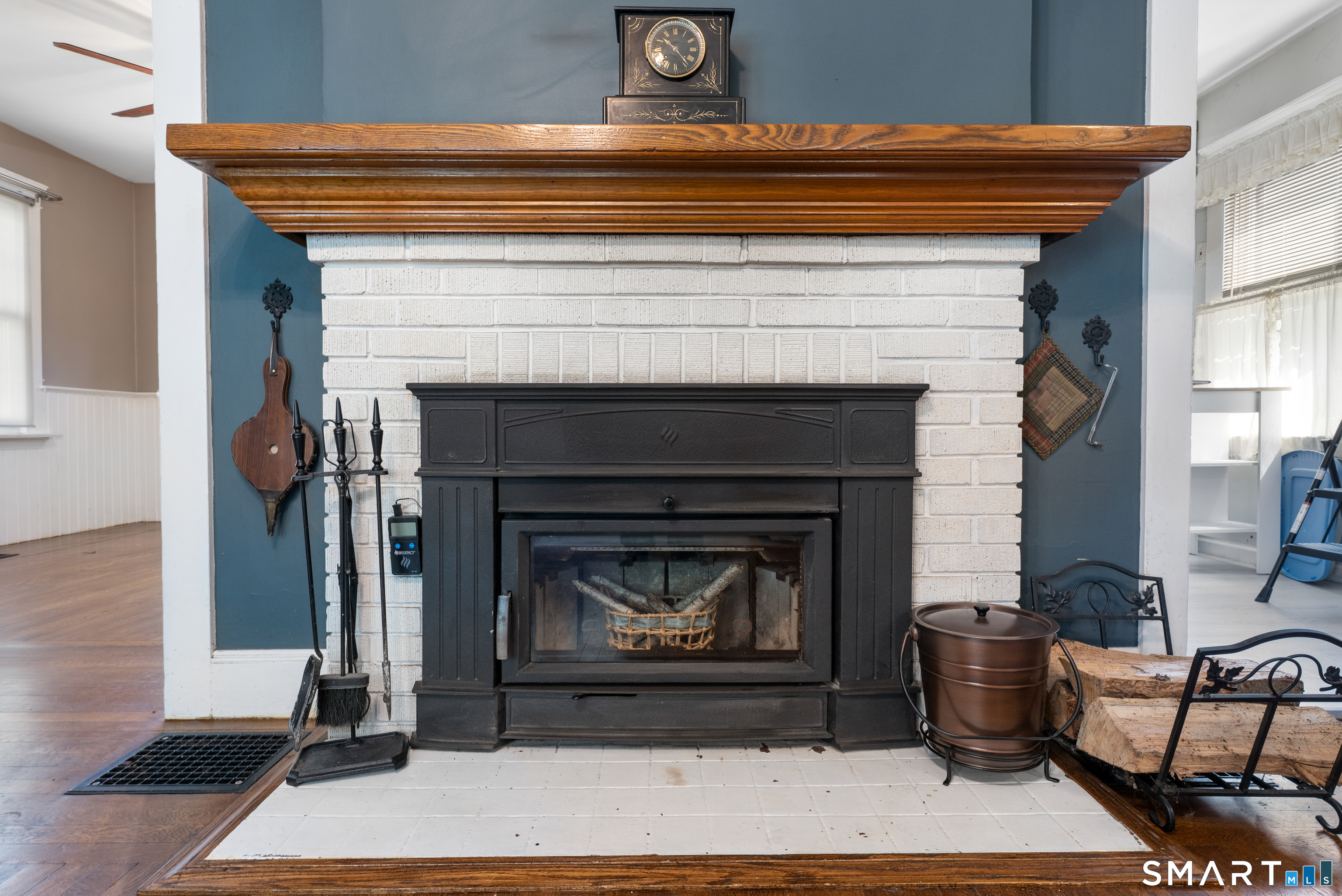 175 Augur Street Hamden, CT 06517 - Photo 10 of 38 Fireplace with Pro- Series Wood Insert
