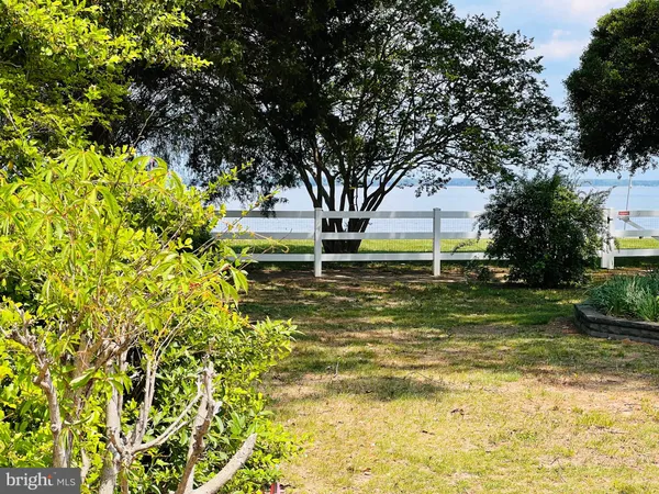 $2,250 | 3214 Riverview Drive, Colonial Beach, VA 22443