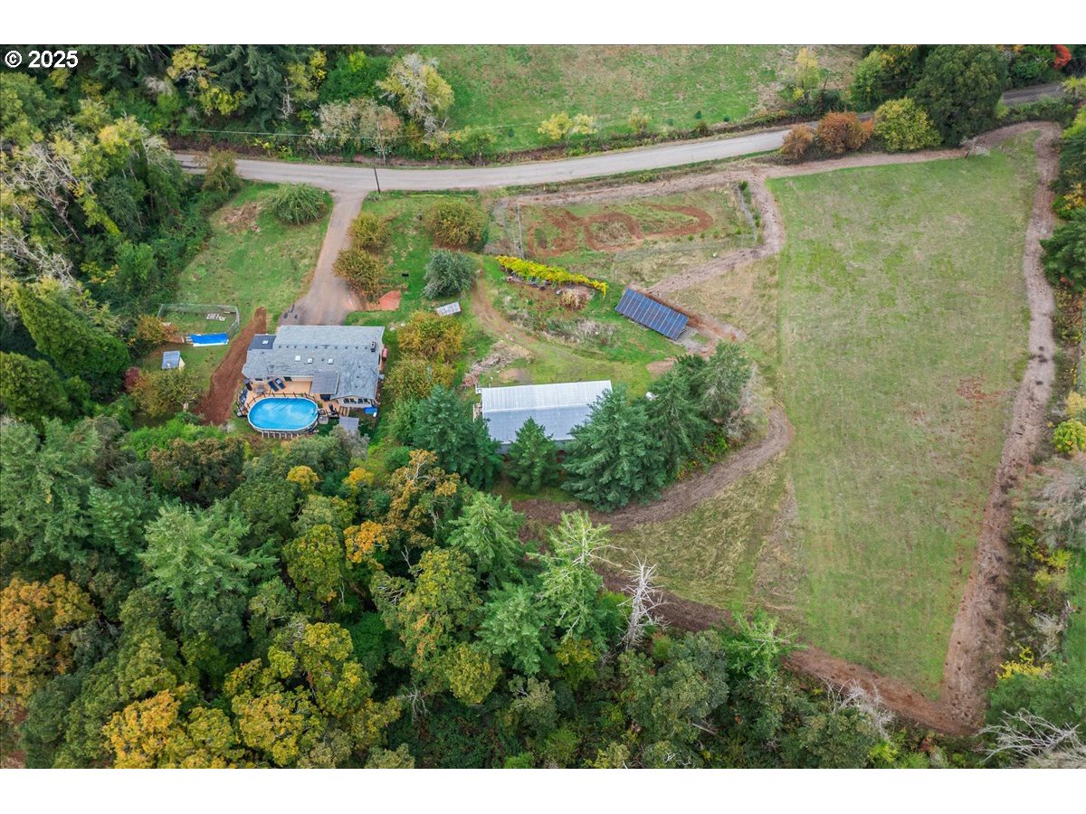 2398 Cole Road South Salem, OR 97306 - Photo 32 of 38