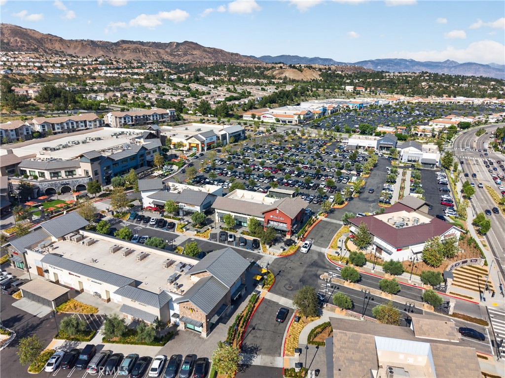 20421 Paseo Azul Porter Ranch, CA 91326 - Photo 31 of 33 Gallery Image 31