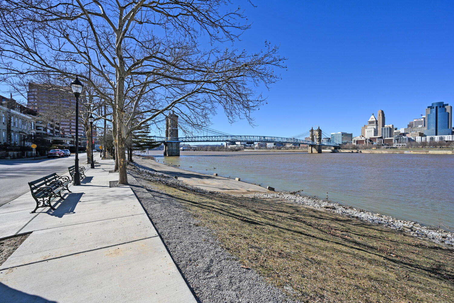 229 Riverside Drive, Unit 1F Covington, KY 41011 - Photo 37 of 40 229RiversideDr1F_46