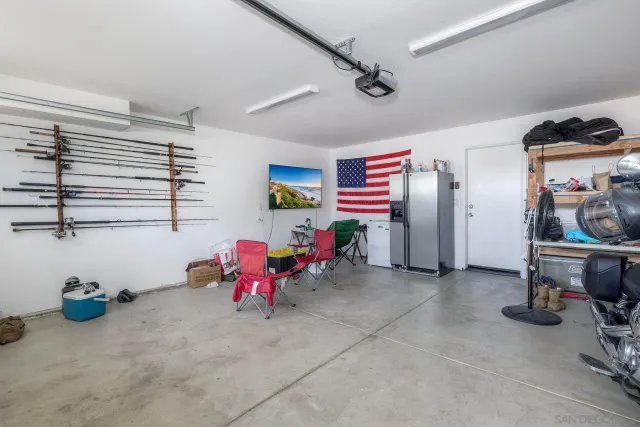 a picture of city view