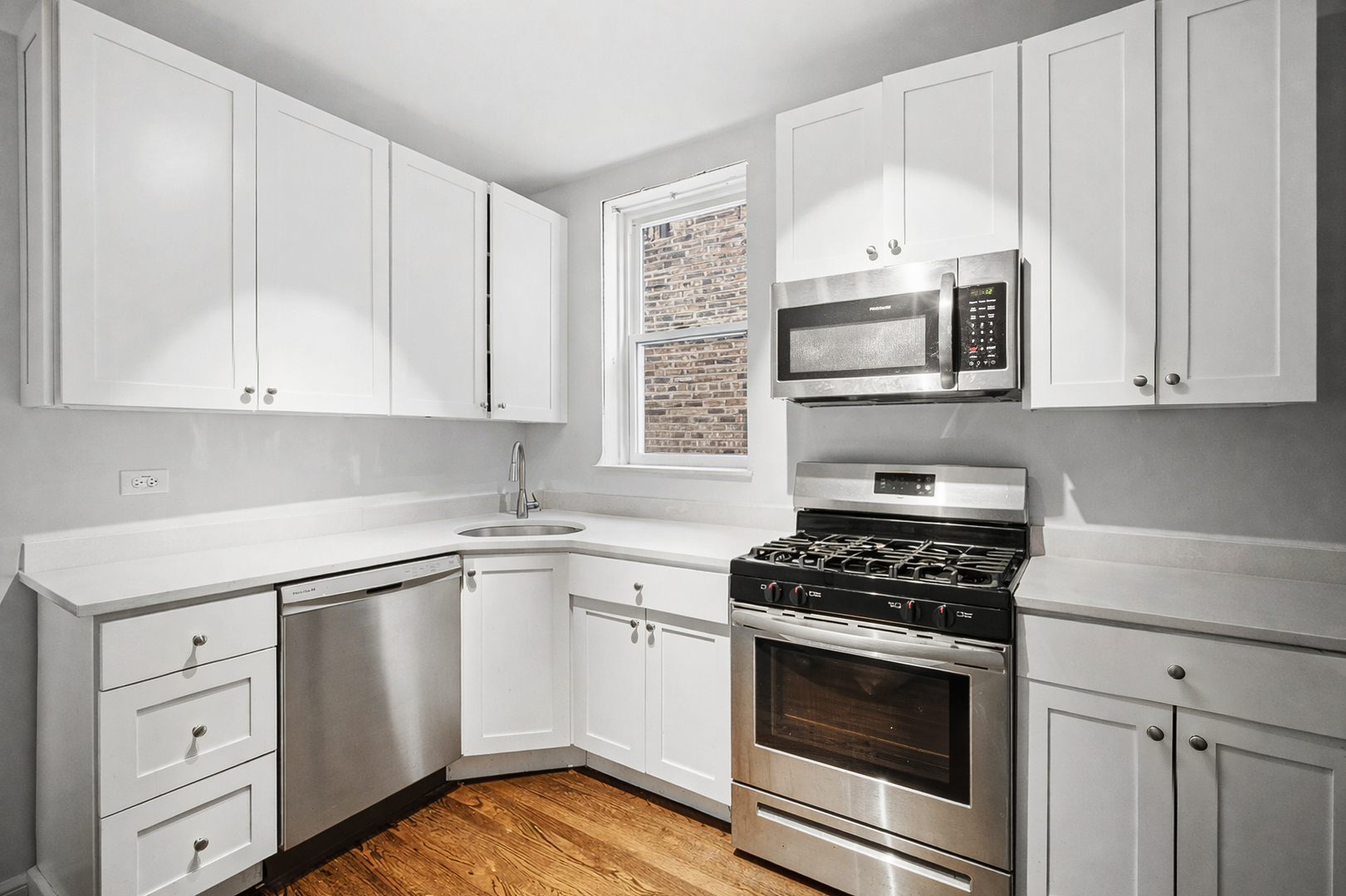 4045 West Nelson Street Chicago, IL 60641 - Photo 17 of 31