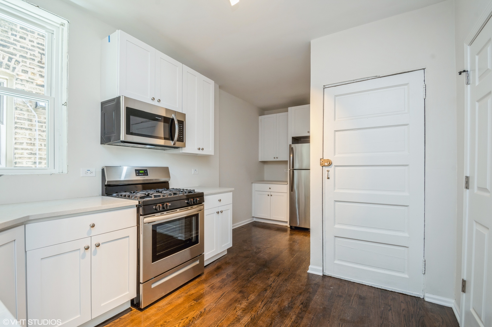 4045 West Nelson Street Chicago, IL 60641 - Photo 18 of 31