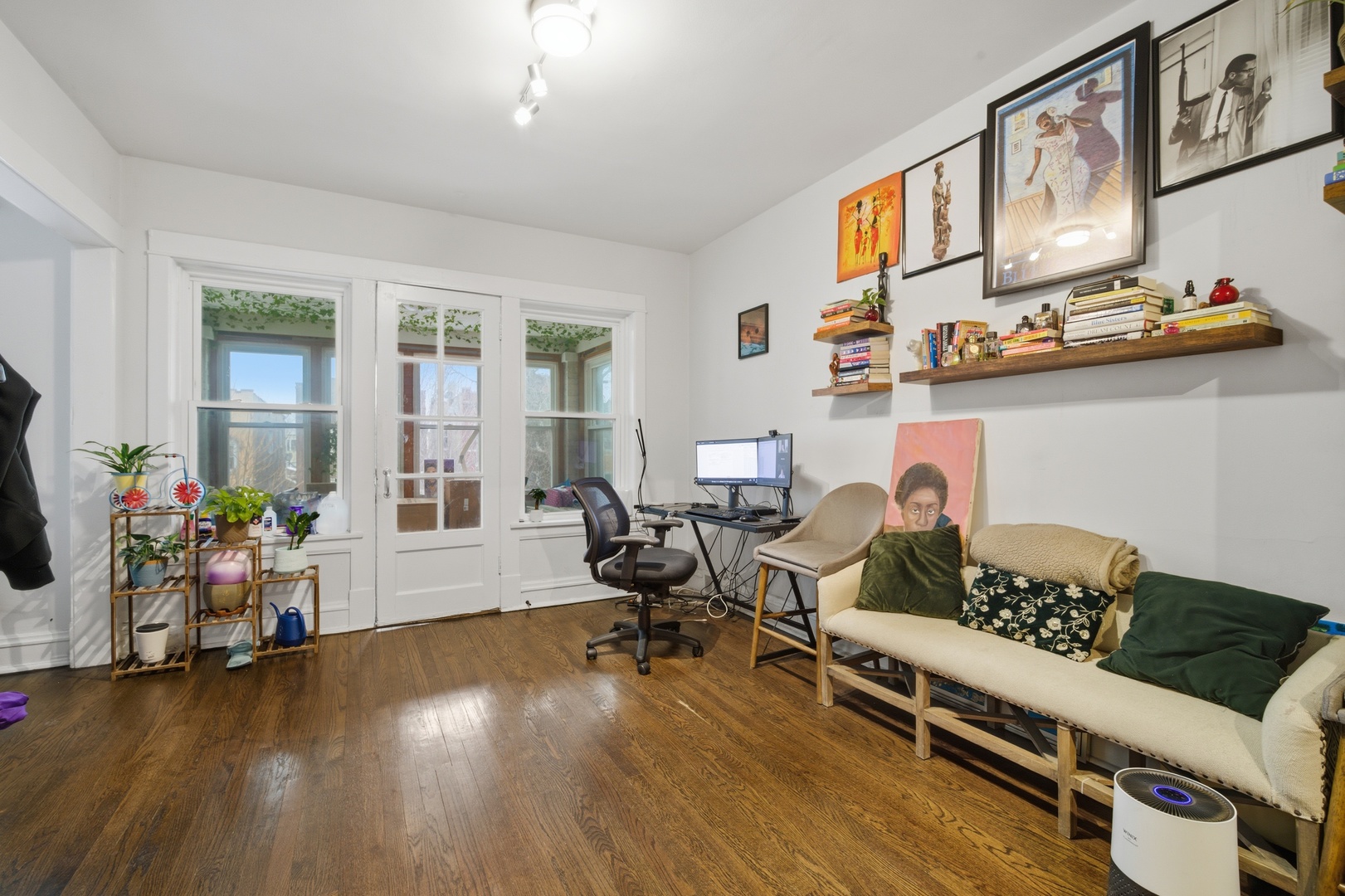 4045 West Nelson Street Chicago, IL 60641 - Photo 4 of 31