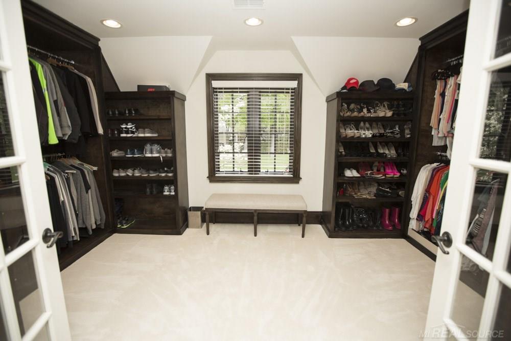 87 Kenwood Road Grosse Pointe Farms, MI 48236 - Photo 21 of 30