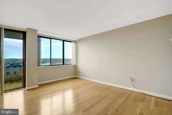 $2,195 | 6301 Stevenson Avenue, Unit 1514, Alexandria, VA 22304