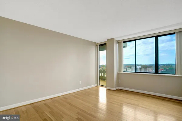 $2,195 | 6301 Stevenson Avenue, Unit 1514, Alexandria, VA 22304