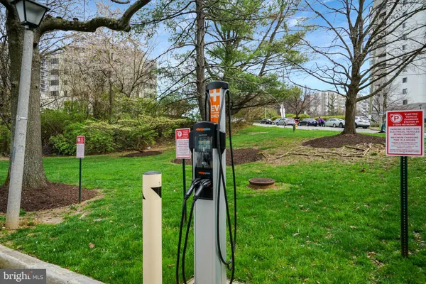 $2,195 | 6301 Stevenson Avenue, Unit 1514, Alexandria, VA 22304