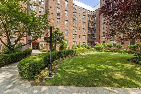 $165,000 | 2251 Plumb 1 Street, Unit 5G | Sheepshead Bay