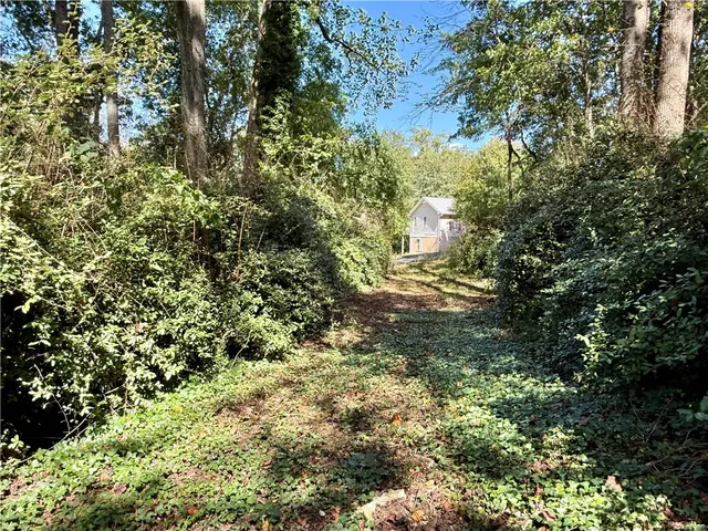 $25,000 | 305 Creek Drive, Seneca, SC 29678