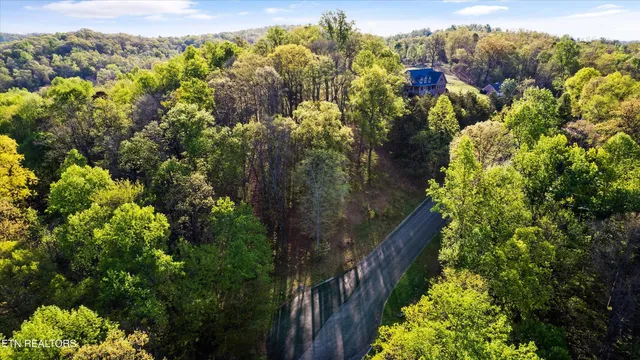 $49,000 | Lot 39 Apple Tree Drive, Clinton, TN 37716