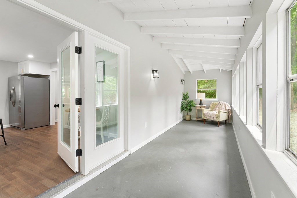 16 Chamberlain Road Shrewsbury, MA 01545 - Photo 19 of 38 a view of a livingroom with tub and windows
