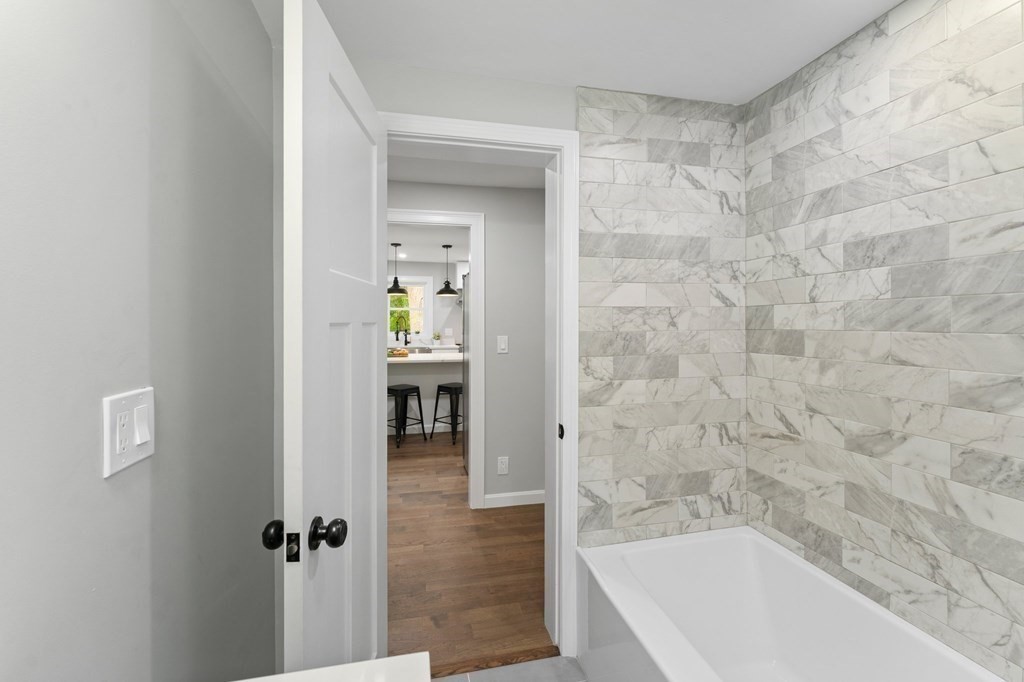 16 Chamberlain Road Shrewsbury, MA 01545 - Photo 30 of 38