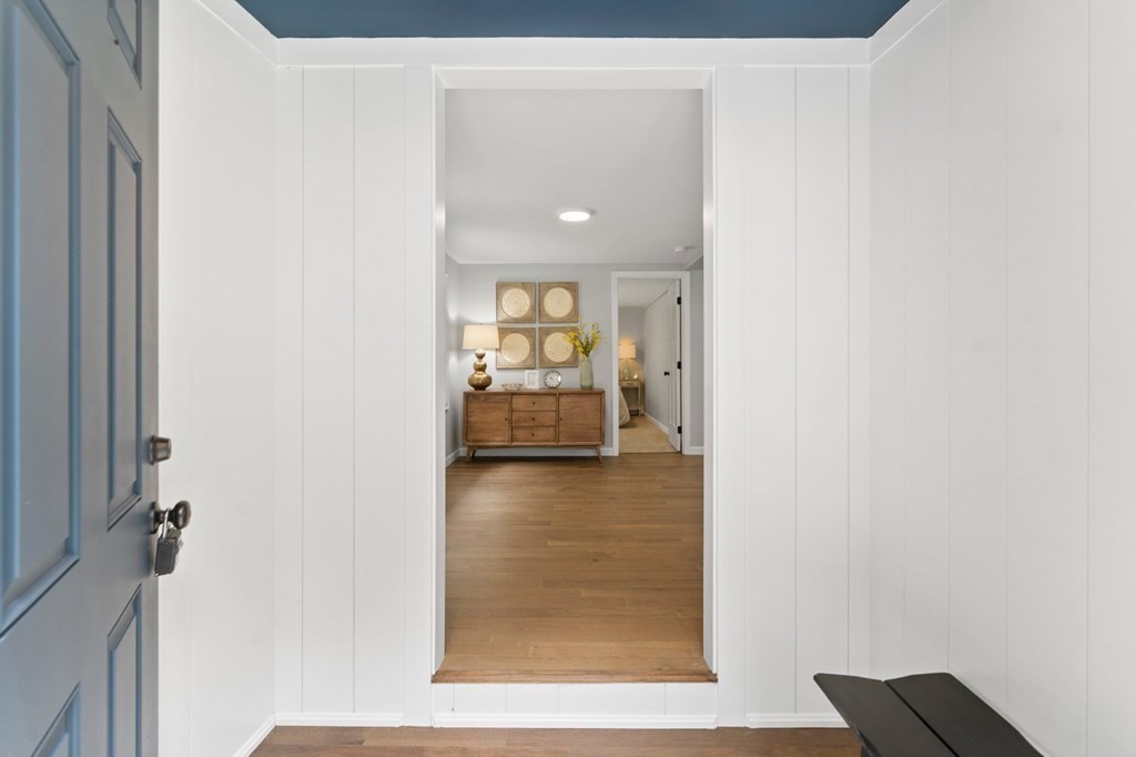 16 Chamberlain Road Shrewsbury, MA 01545 - Photo 4 of 38