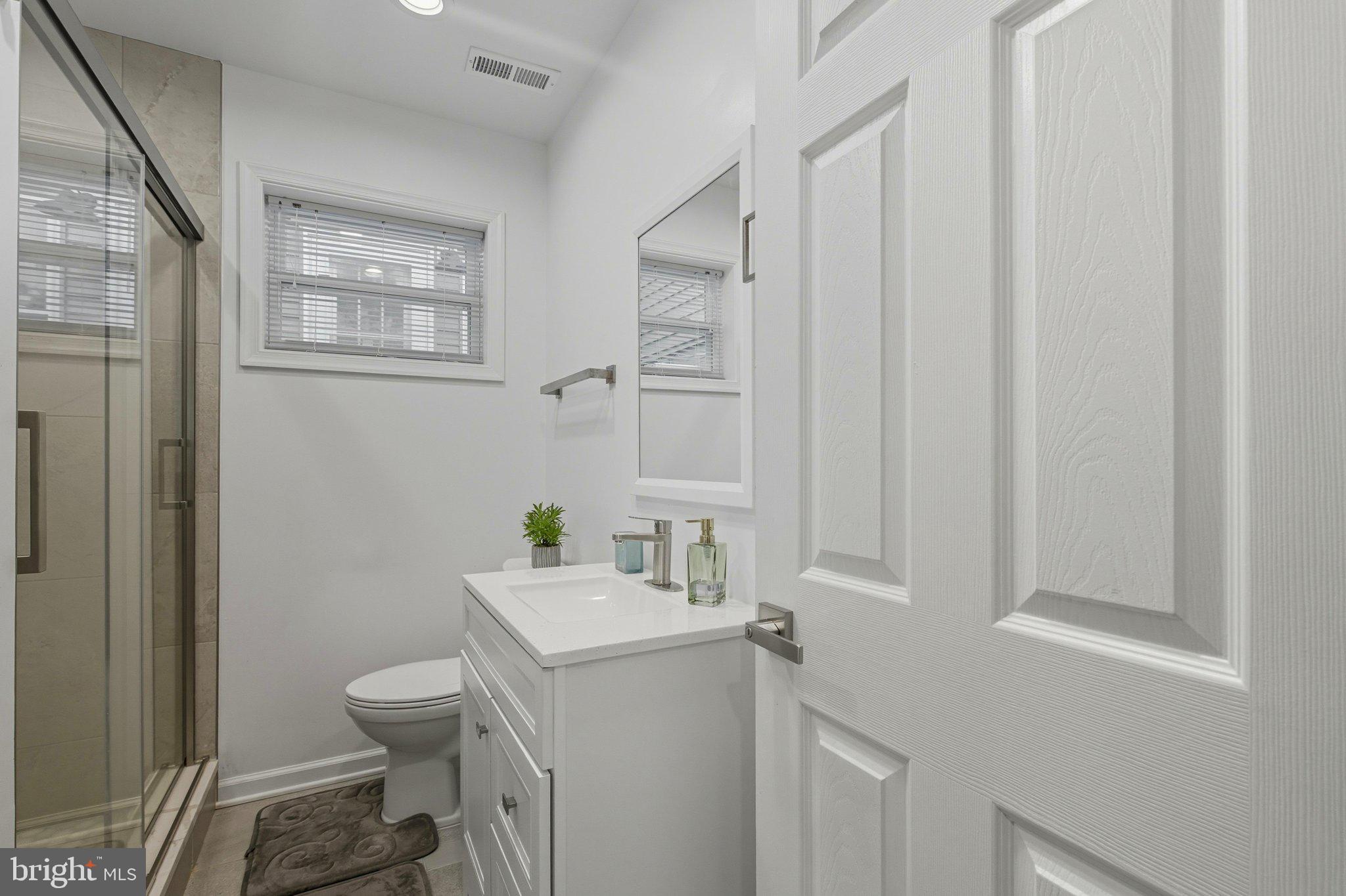 5206 Gilpin Drive Springfield, VA 22151 - Photo 12 of 17 5206 Gilpin Dr Unit A - 011