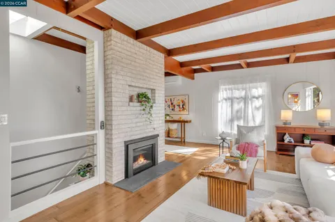 $998,000 | 2633 Chelsea Drive, Oakland, CA 94611