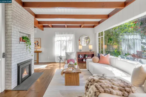 $998,000 | 2633 Chelsea Drive, Oakland, CA 94611