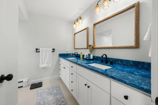 $2,900,000 | 190 Library Street, Groton, CT 06355