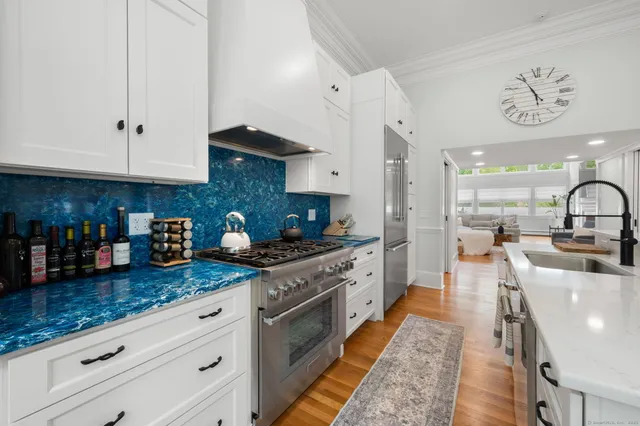 $2,900,000 | 190 Library Street, Groton, CT 06355