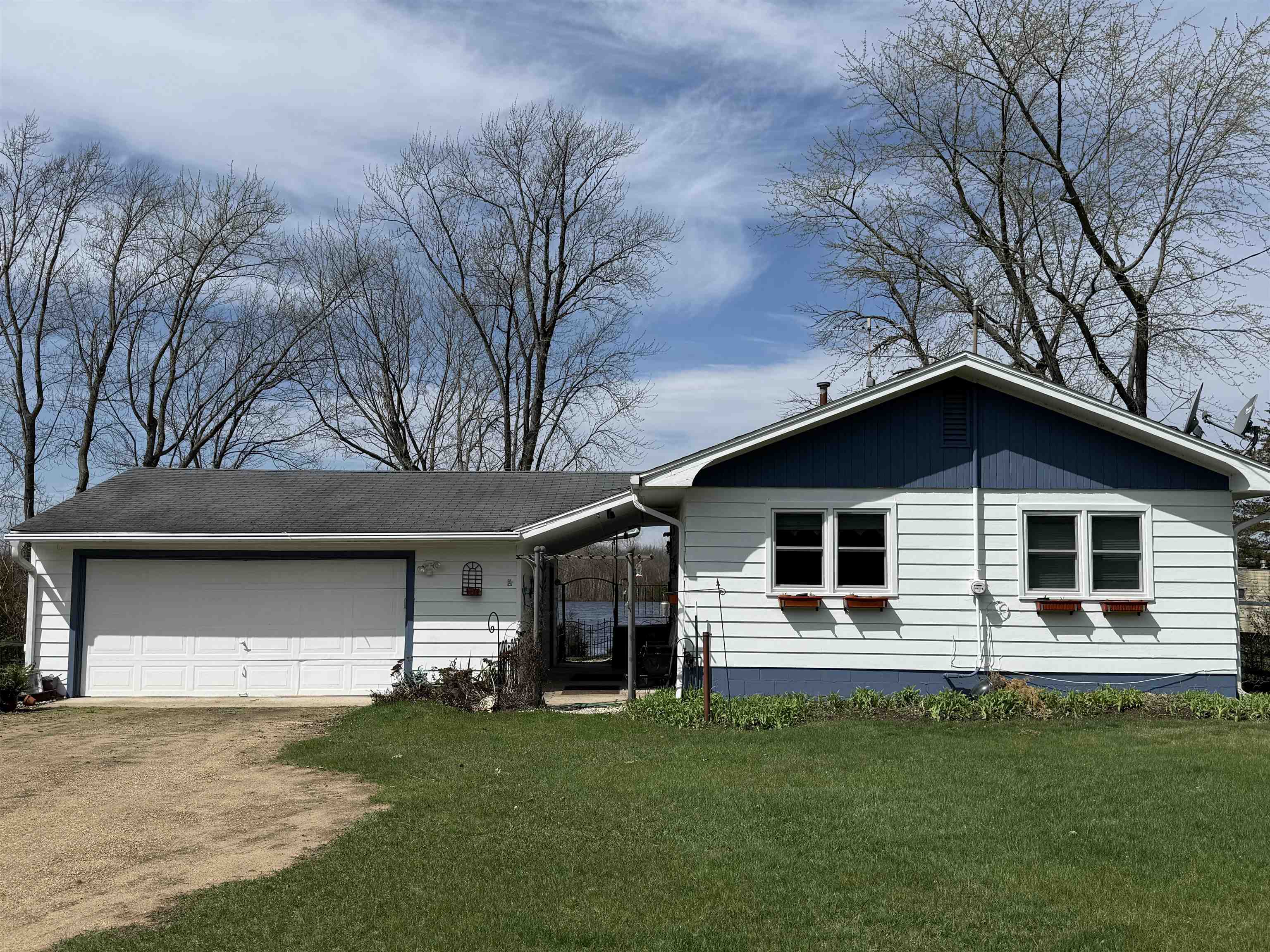 2893 County Rd Z Adams, WI 53910 - Photo 2 of 19