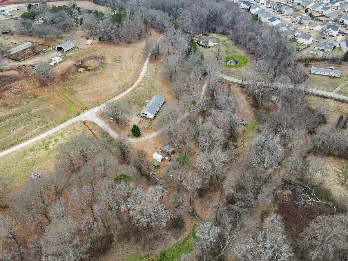 166 Double Bridge Road Boiling Springs, SC 29316 - Photo 6 of 35