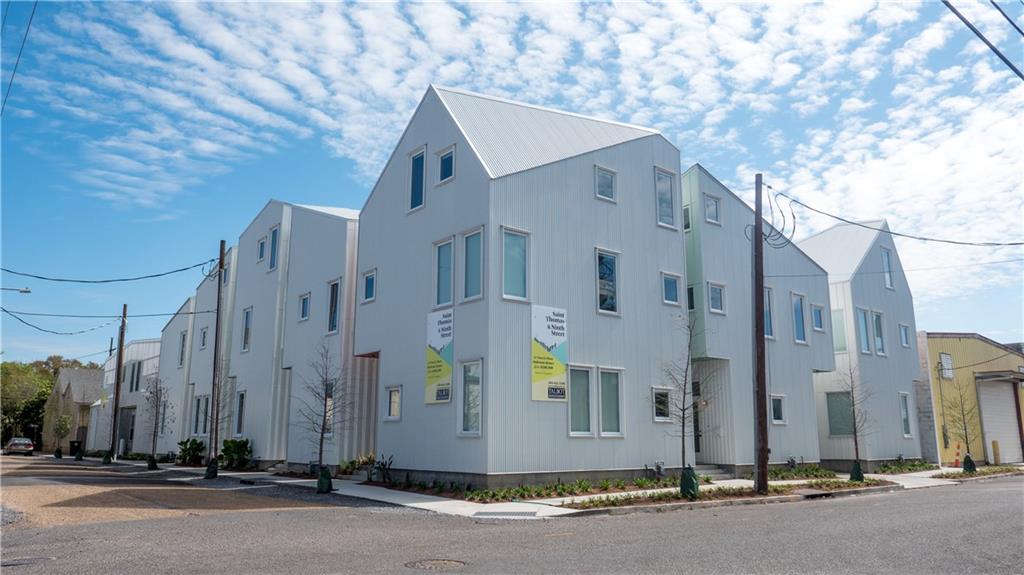 455 9th Street, Unit A New Orleans, LA 70115 - Photo 1 of 18