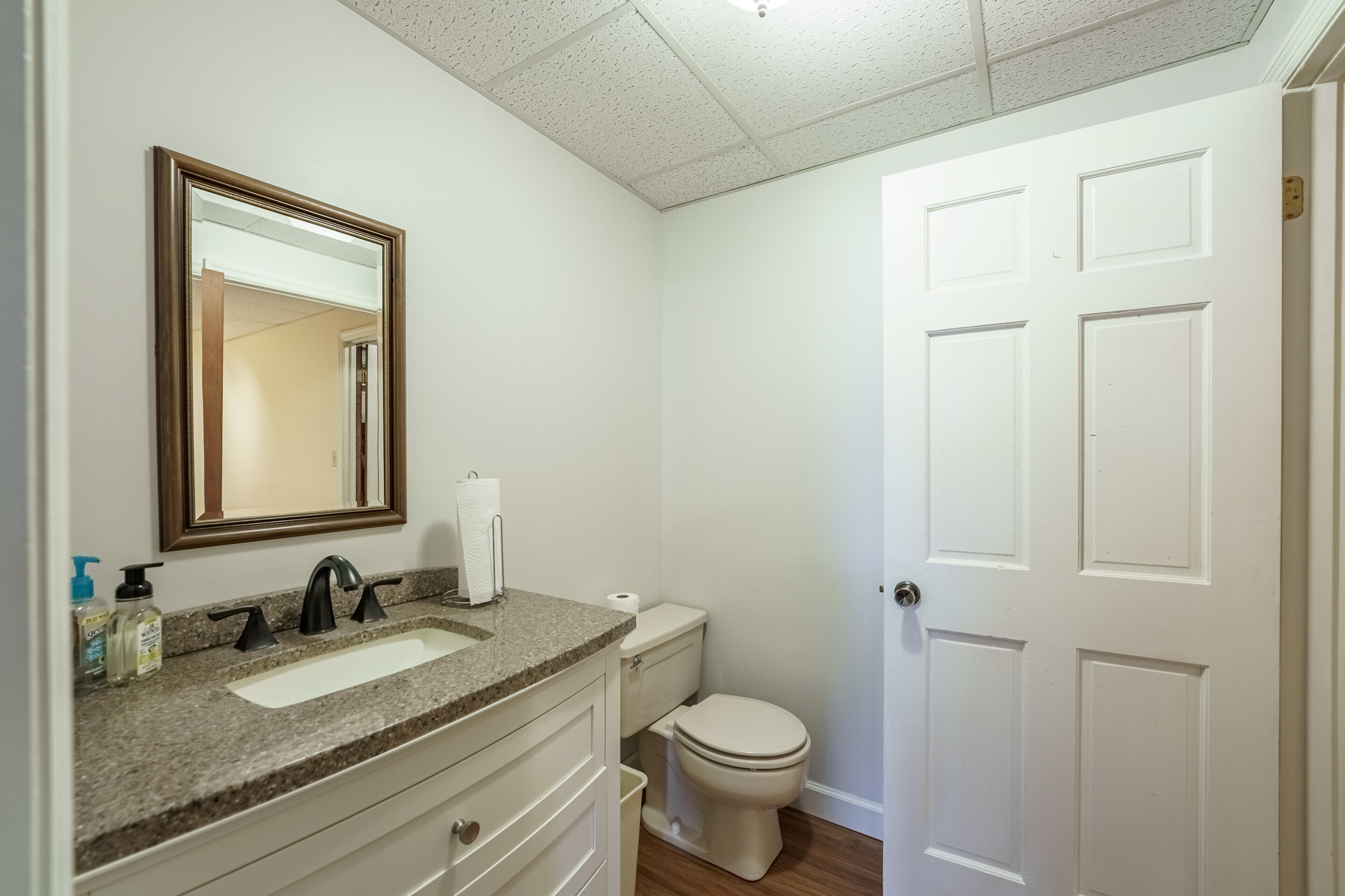 410 Craighead Road Madisonville, TN 37354 - Photo 18 of 33 basement half bath_