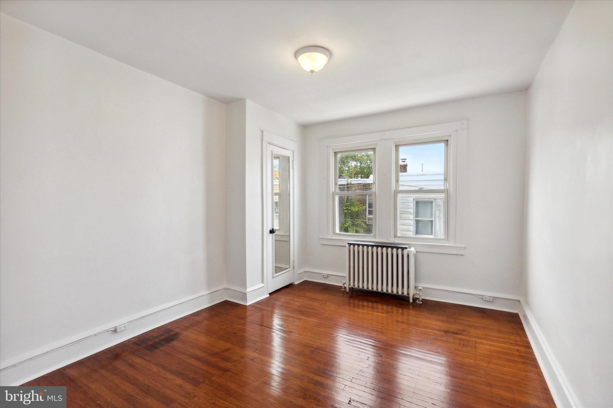 374 Wembly Road Upper Darby, PA 19082 - Photo 19 of 28 BACK BEDROOM