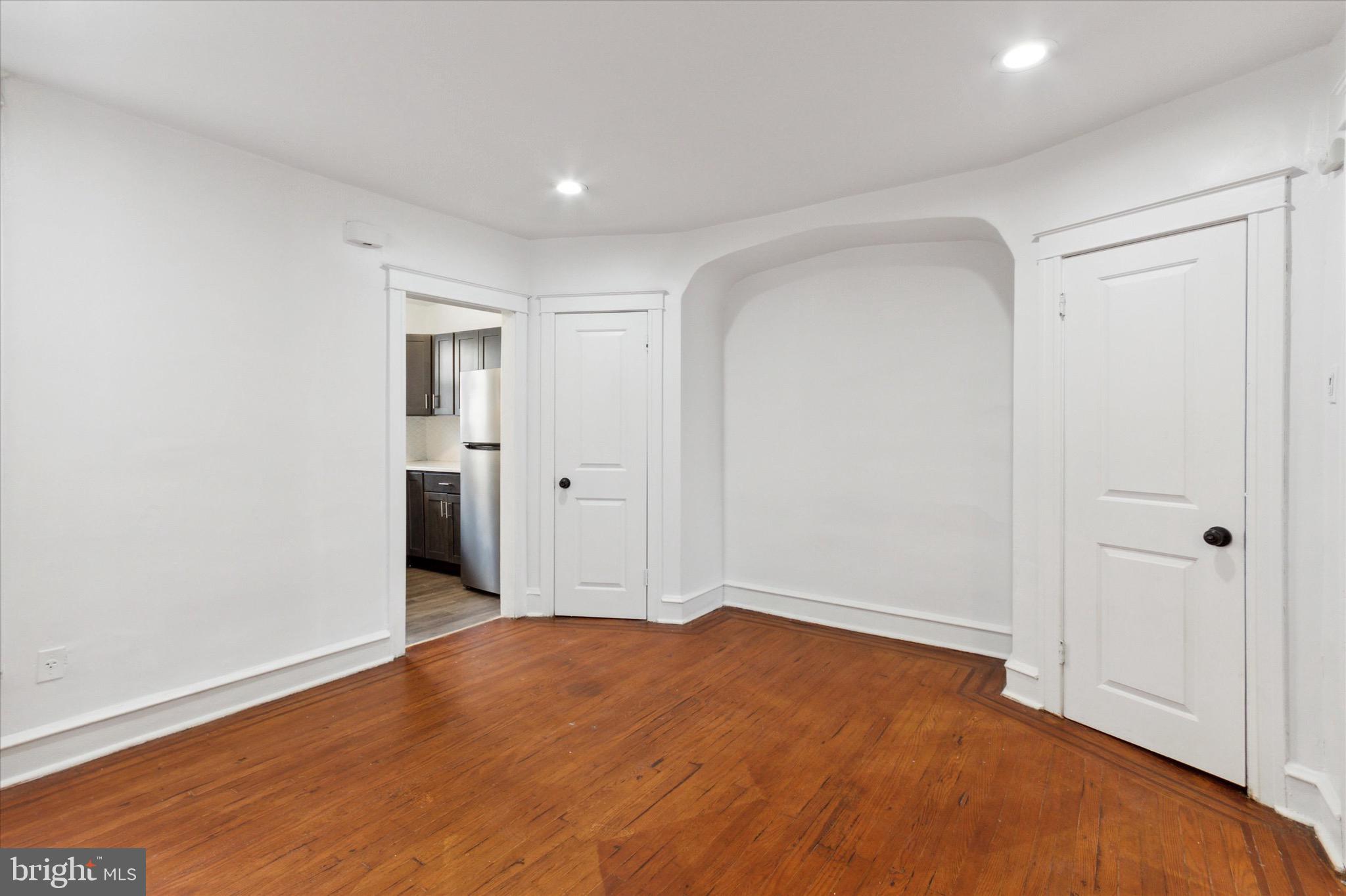 374 Wembly Road Upper Darby, PA 19082 - Photo 7 of 28