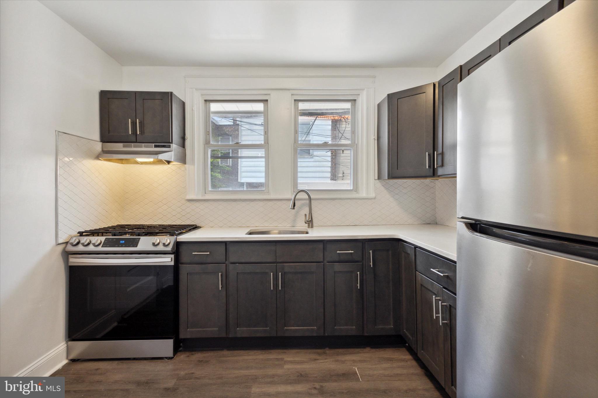 374 Wembly Road Upper Darby, PA 19082 - Photo 8 of 28 KITCHEN