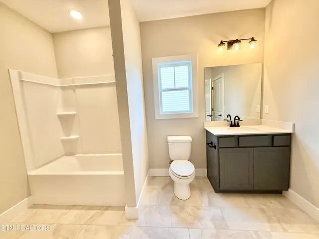 $476,725 | 3209 Song Sparrow Drive, Maryville, TN 37803