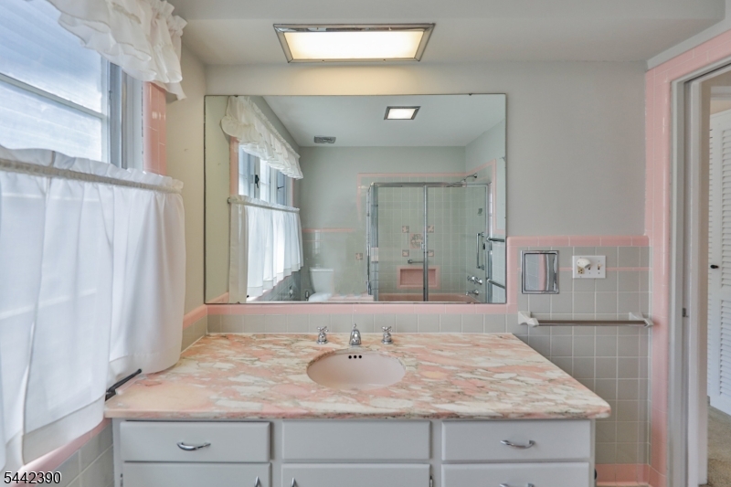 670 Belvidere Road Phillipsburg, NJ 08865 - Photo 30 of 50