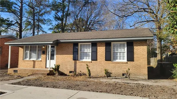 $950 | 209 East 15th Street, Lumberton, NC 28358