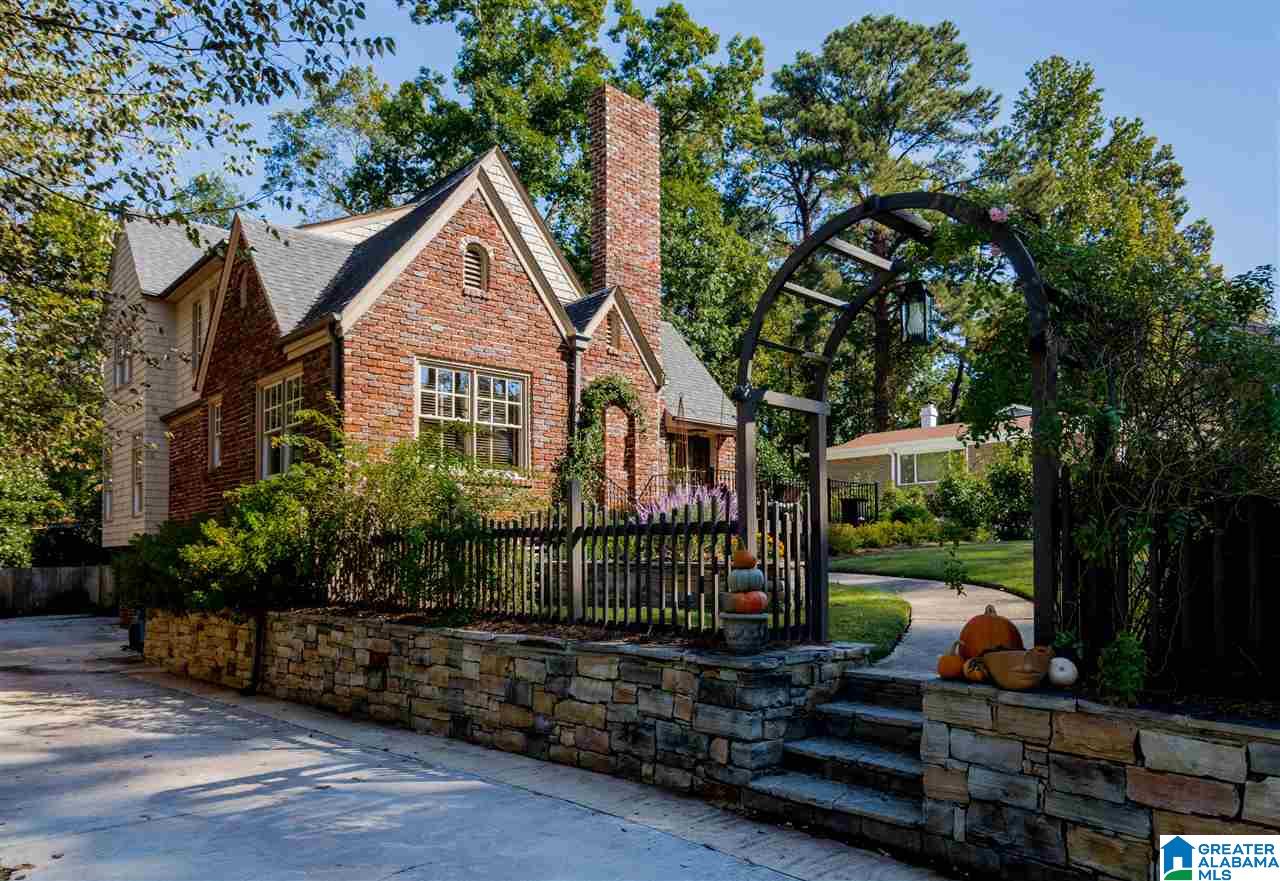 402 Devon Drive Birmingham, AL 35209 - Photo 2 of 48