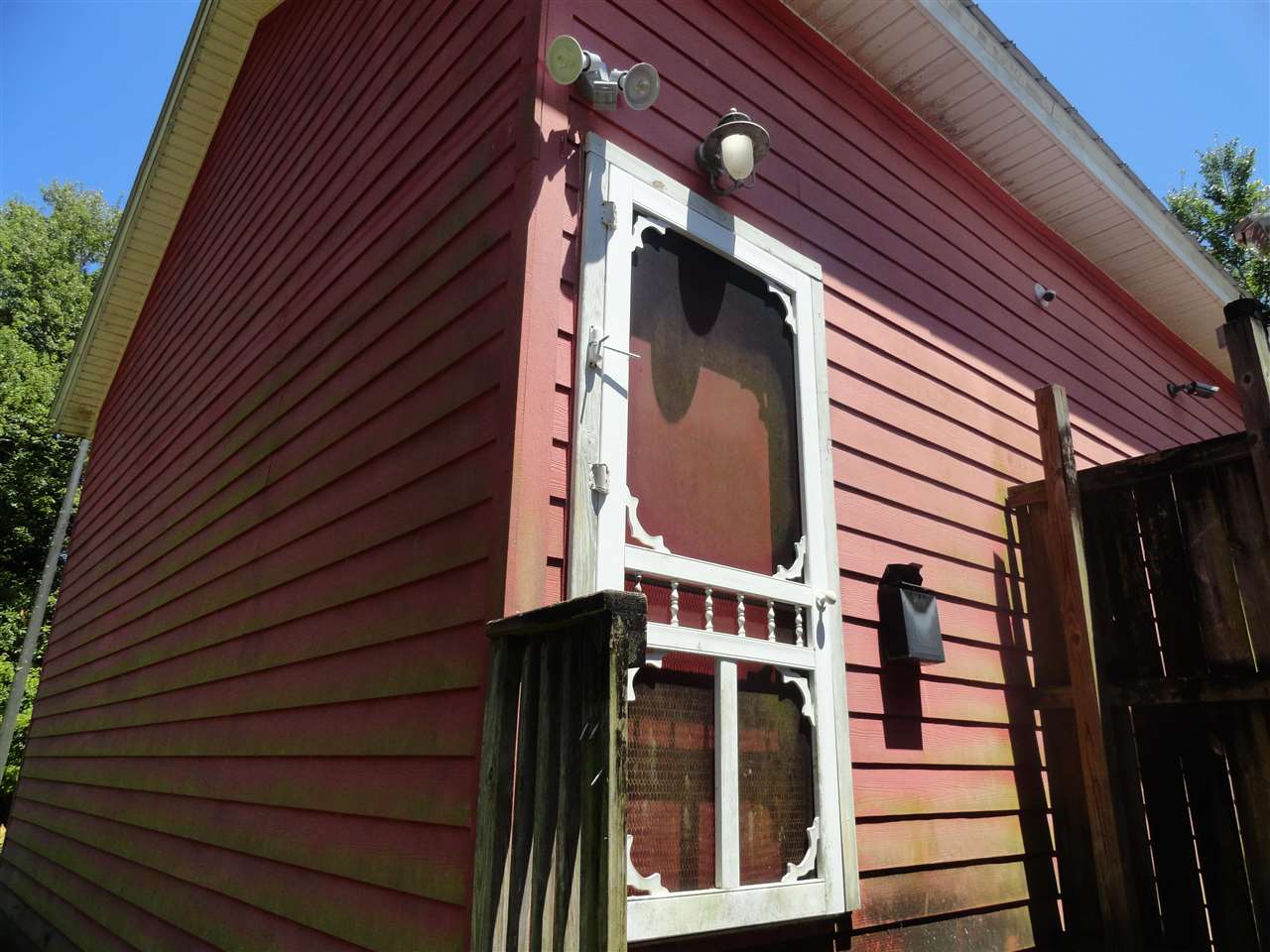 1340 Kings Estate Road St. Augustine, FL 32086 - Photo 7 of 40 a view of a house with a door