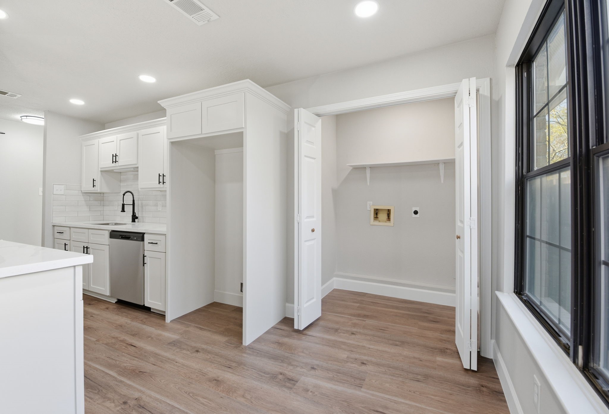 17530 Compass Rose Circle Crosby, TX 77532 - Photo 14 of 37