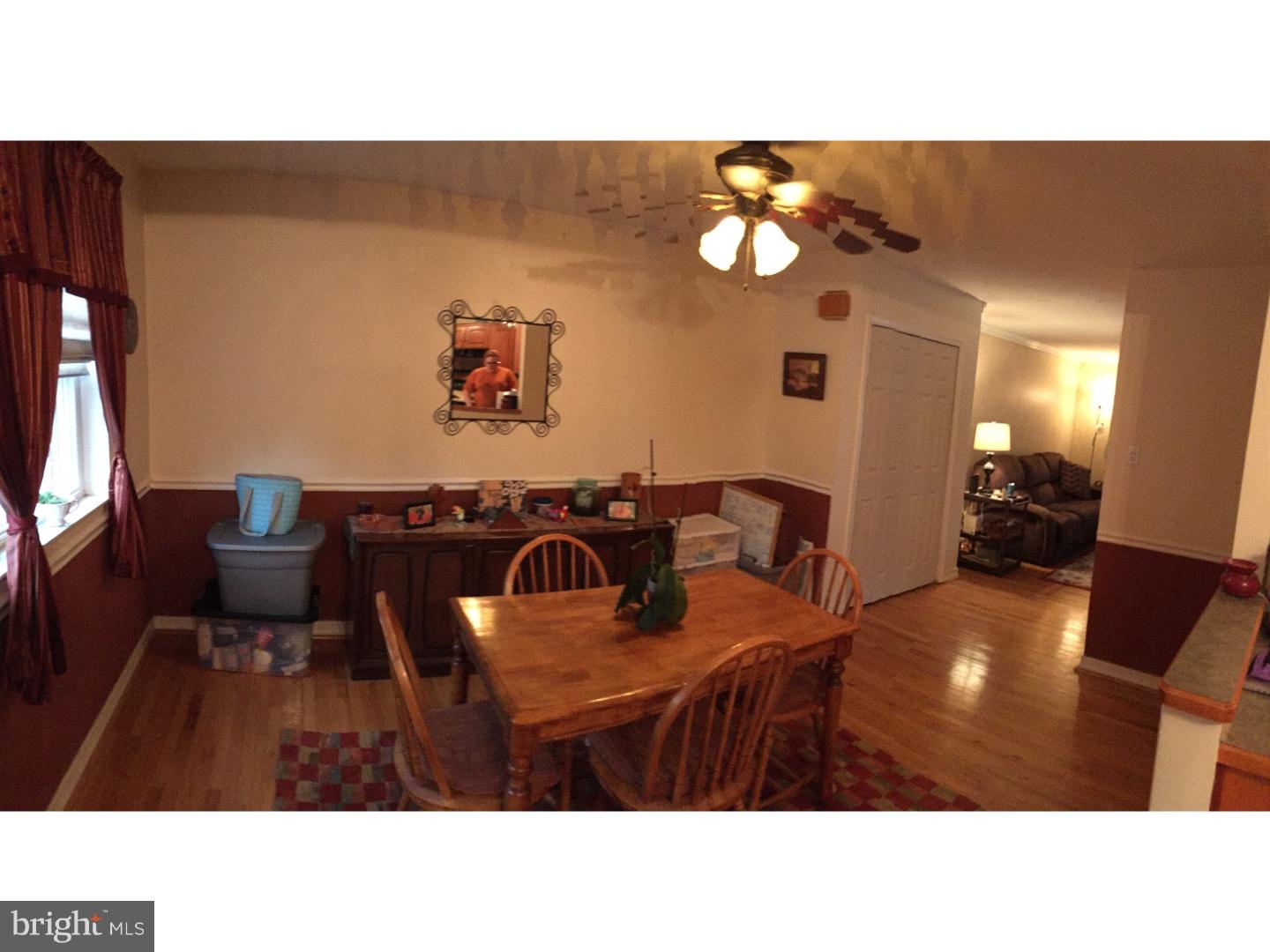 12428 Sweet Briar Road Philadelphia, PA 19154 - Photo 9 of 25 Gallery Image 9