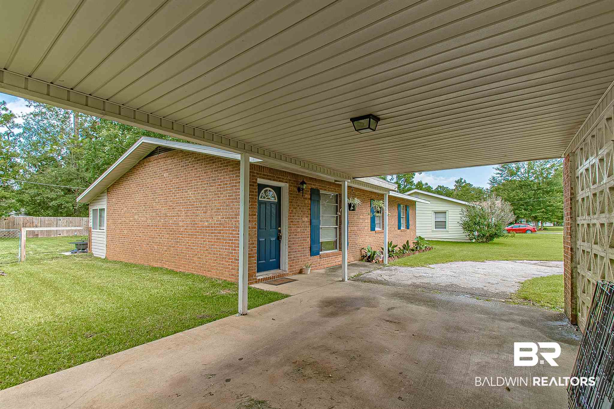 300 South Beech Street Foley, AL 36535 - Photo 6 of 34
