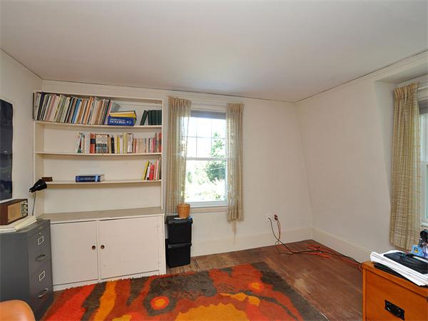 11 Owaisa Road Newton, MA 02468 - Photo 17 of 23