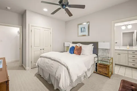 $650,000 | 3719 West 4th Street, Fort Worth, TX 76107