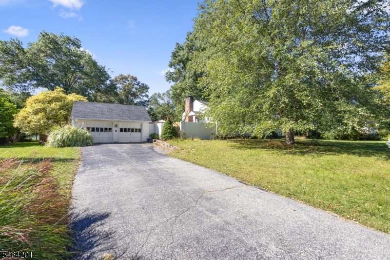 16 Dayton Road Flemington, NJ 08822 - Photo 2 of 36 Gallery Image 2