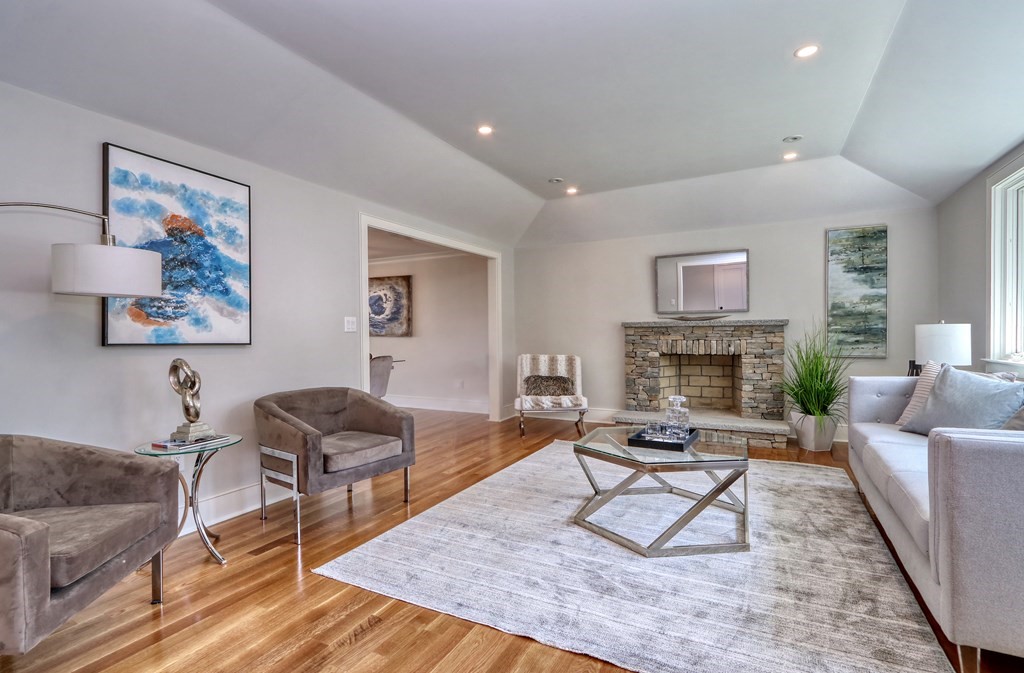 57 Slocum Road Boston, MA 02130 - Photo 4 of 35