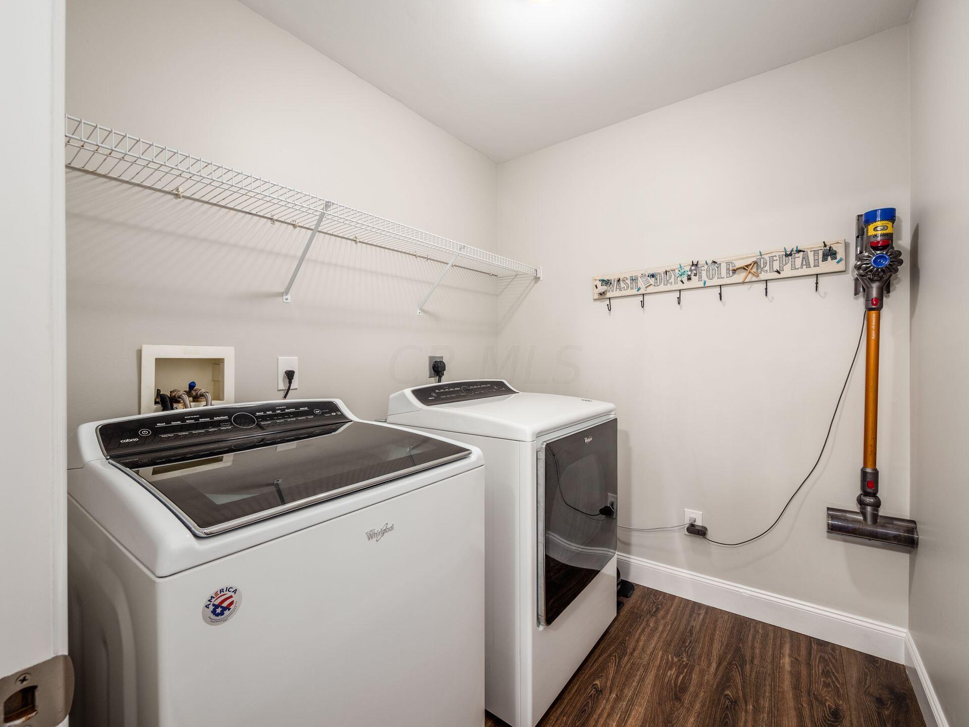 2476 Limestone Way Columbus, OH 43228 - Photo 23 of 52 1st Floor Laundry