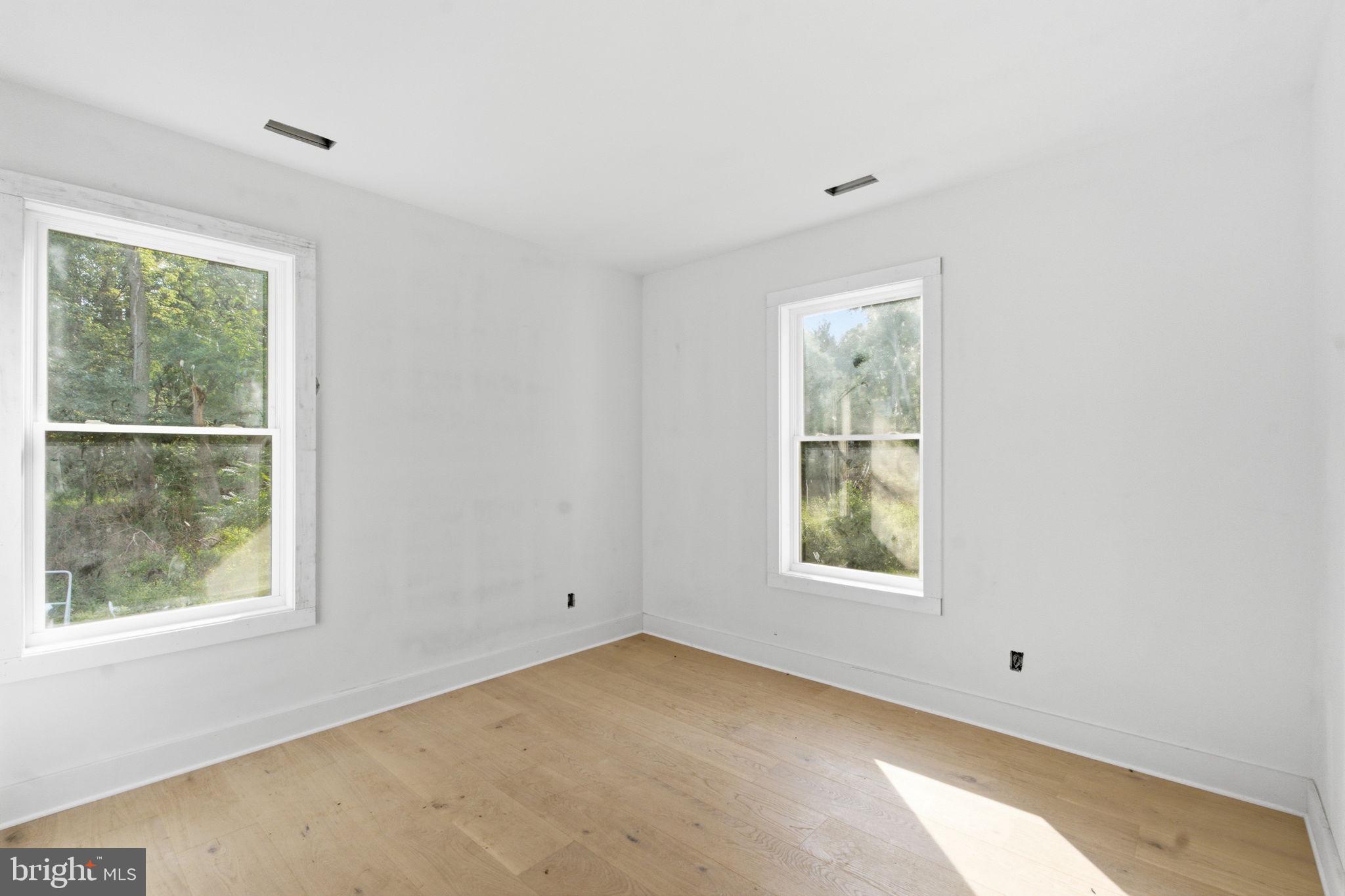 65 Cheyney Road Glen Mills, PA 19342 - Photo 15 of 41 Bright and airy blank canvas room.
