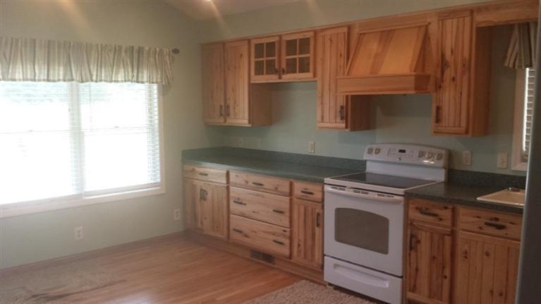 5286 Stimson Road Middleville, MI 49333 - Photo 9 of 19 5286 Stimson Interior P2