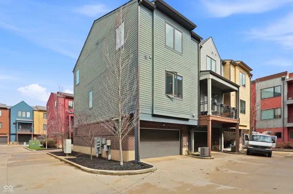 $527,000 | 609 Pomeroy Street, Indianapolis, IN 46202