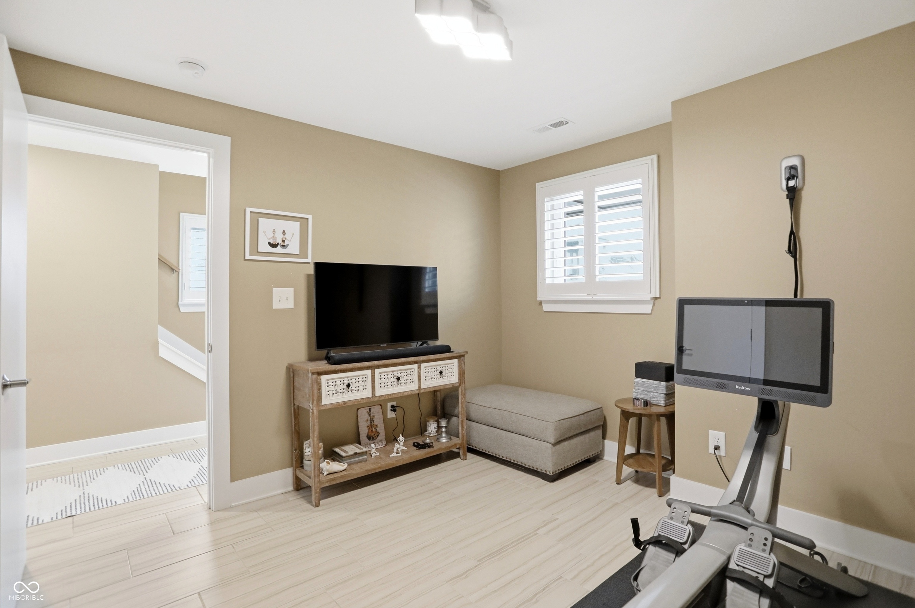 609 Pomeroy Street Indianapolis, IN 46202 - Photo 8 of 51