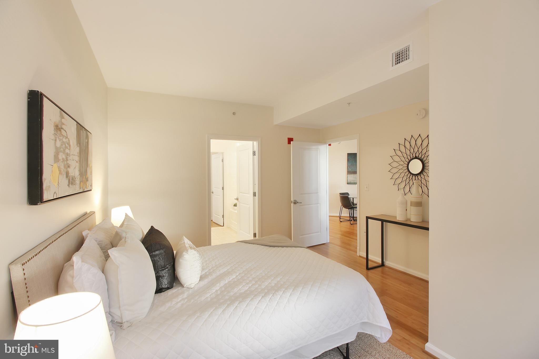 715 6th Street Northwest, Unit 1002 Washington, DC 20001 - Photo 20 of 38